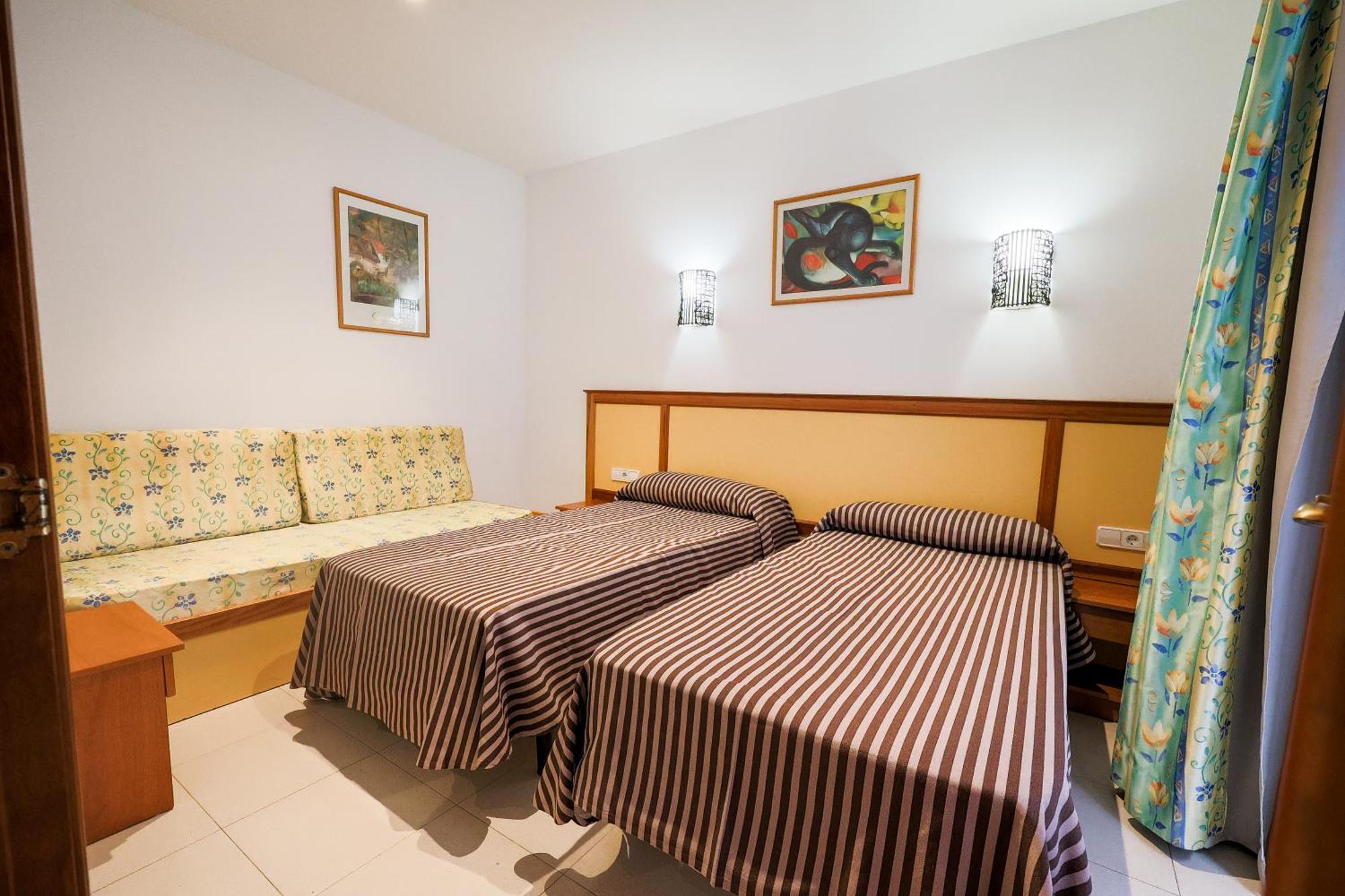 יורט דה מאר Apartamentos Royal מראה חיצוני תמונה