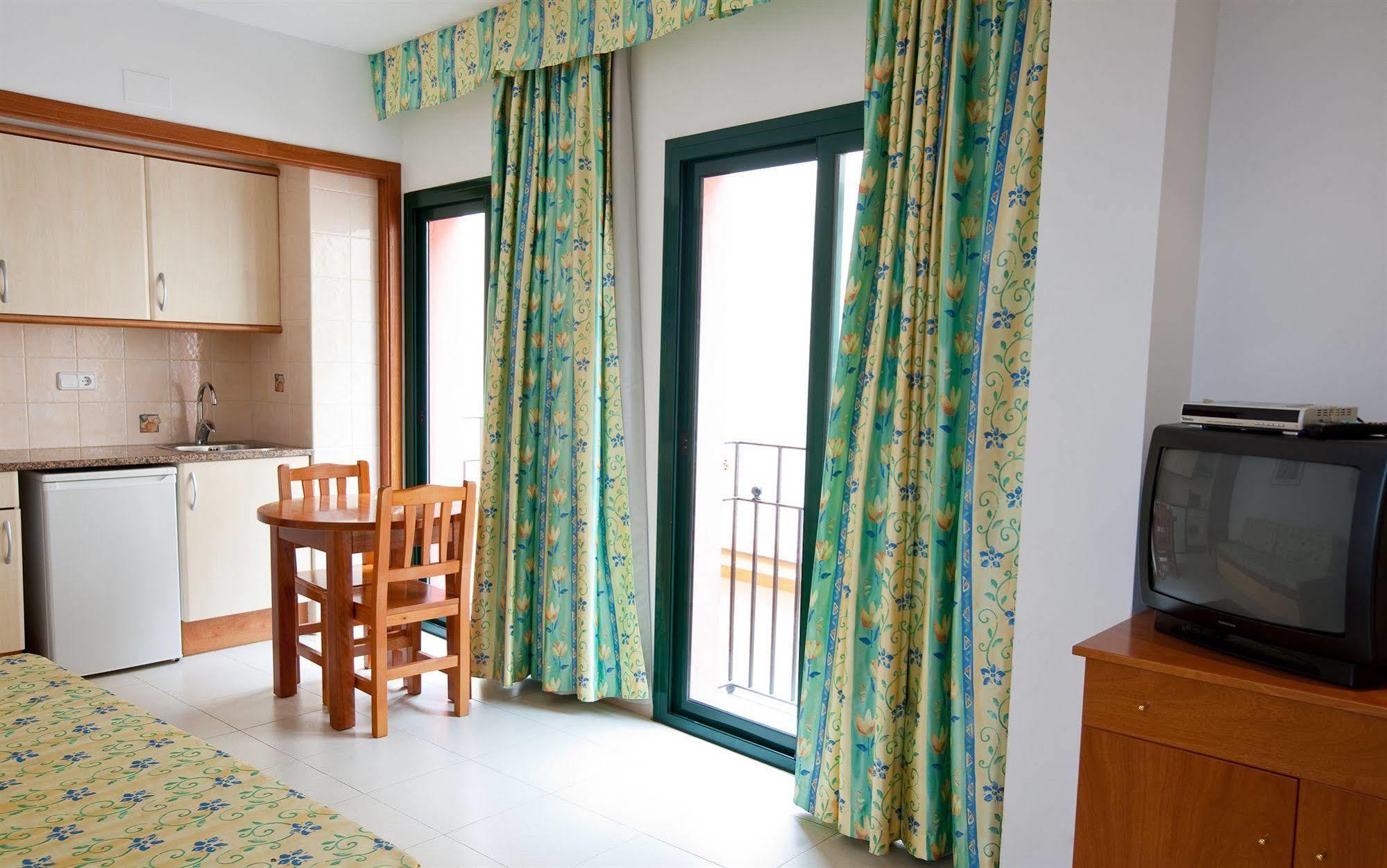 יורט דה מאר Apartamentos Royal מראה חיצוני תמונה