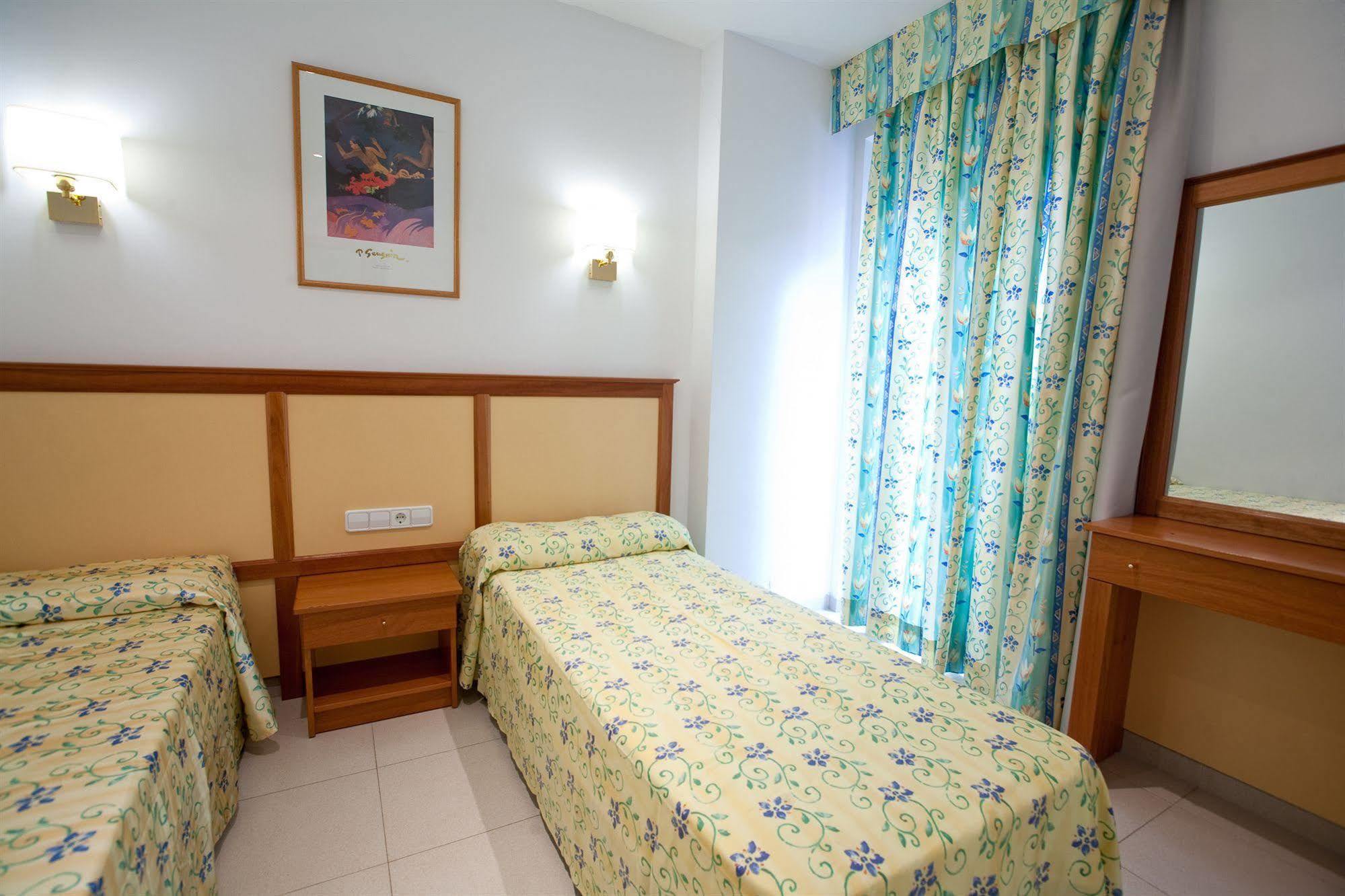 יורט דה מאר Apartamentos Royal מראה חיצוני תמונה